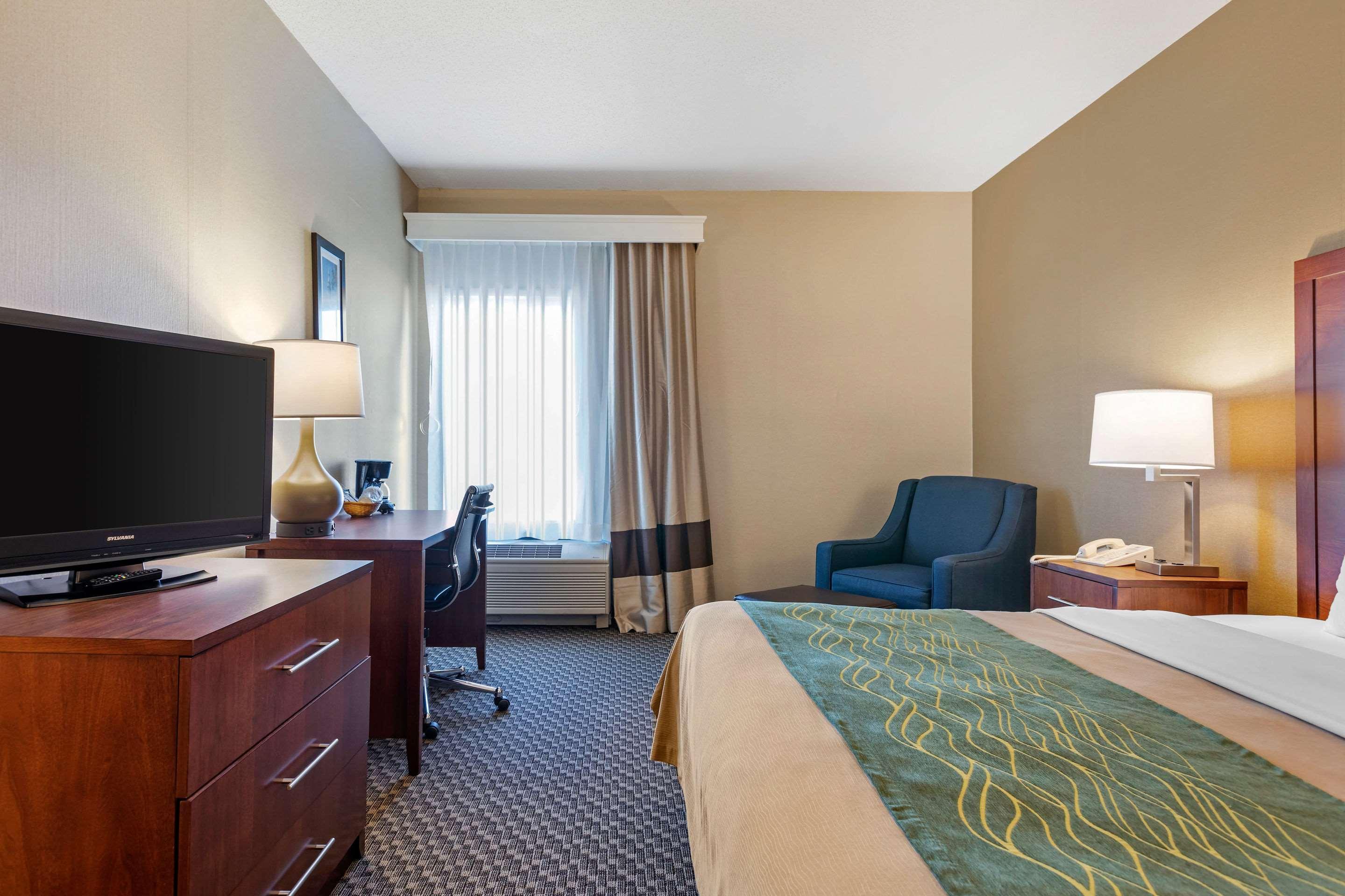 Comfort Inn Charlotte Bagian luar foto